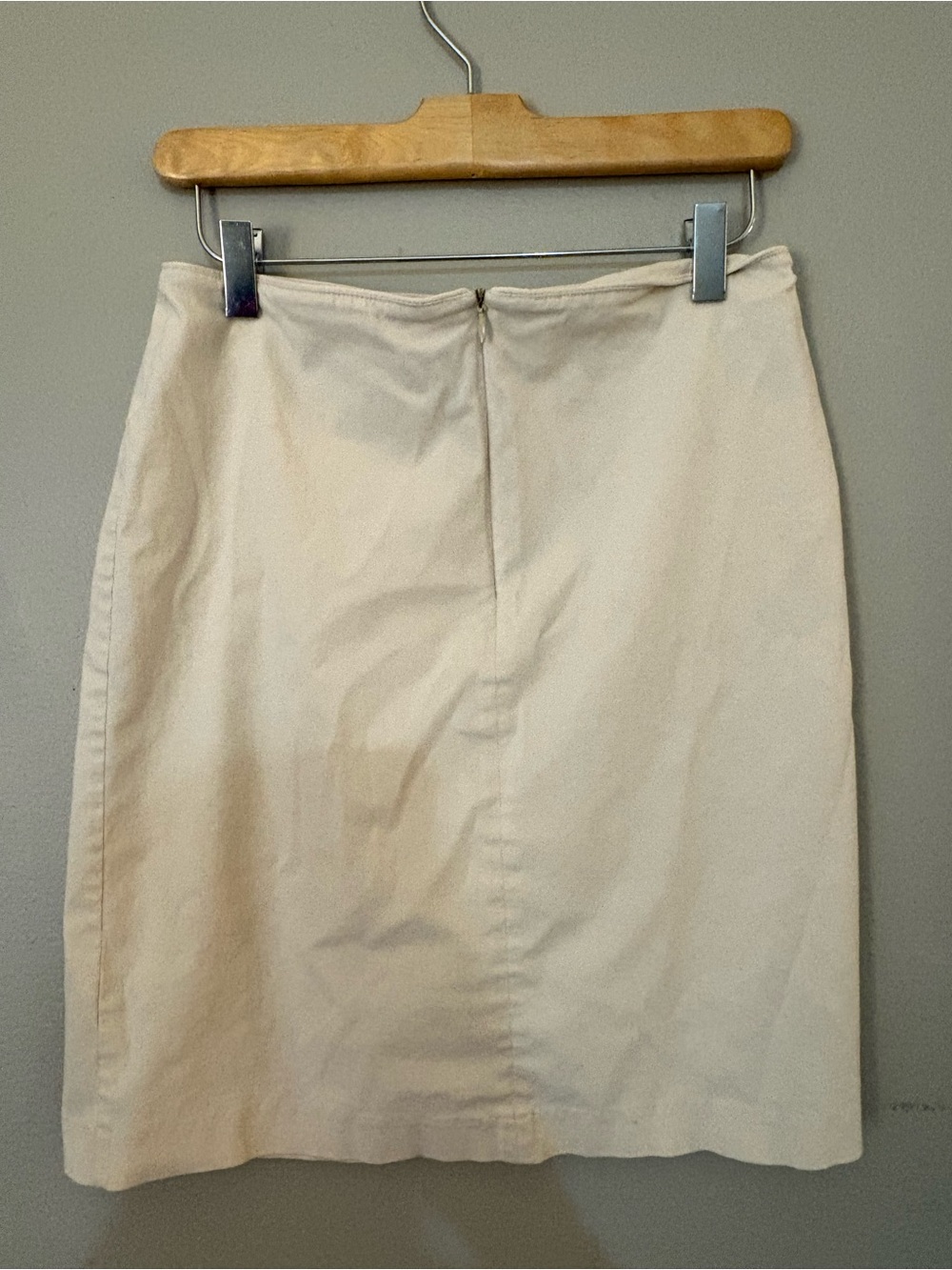 Express Cream Pencil Skirt Size 7/8